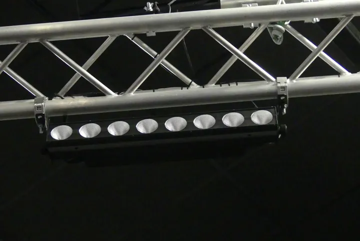 Showtec LED-Pixel-Leiste Modell: Pixel Strip 8 COB